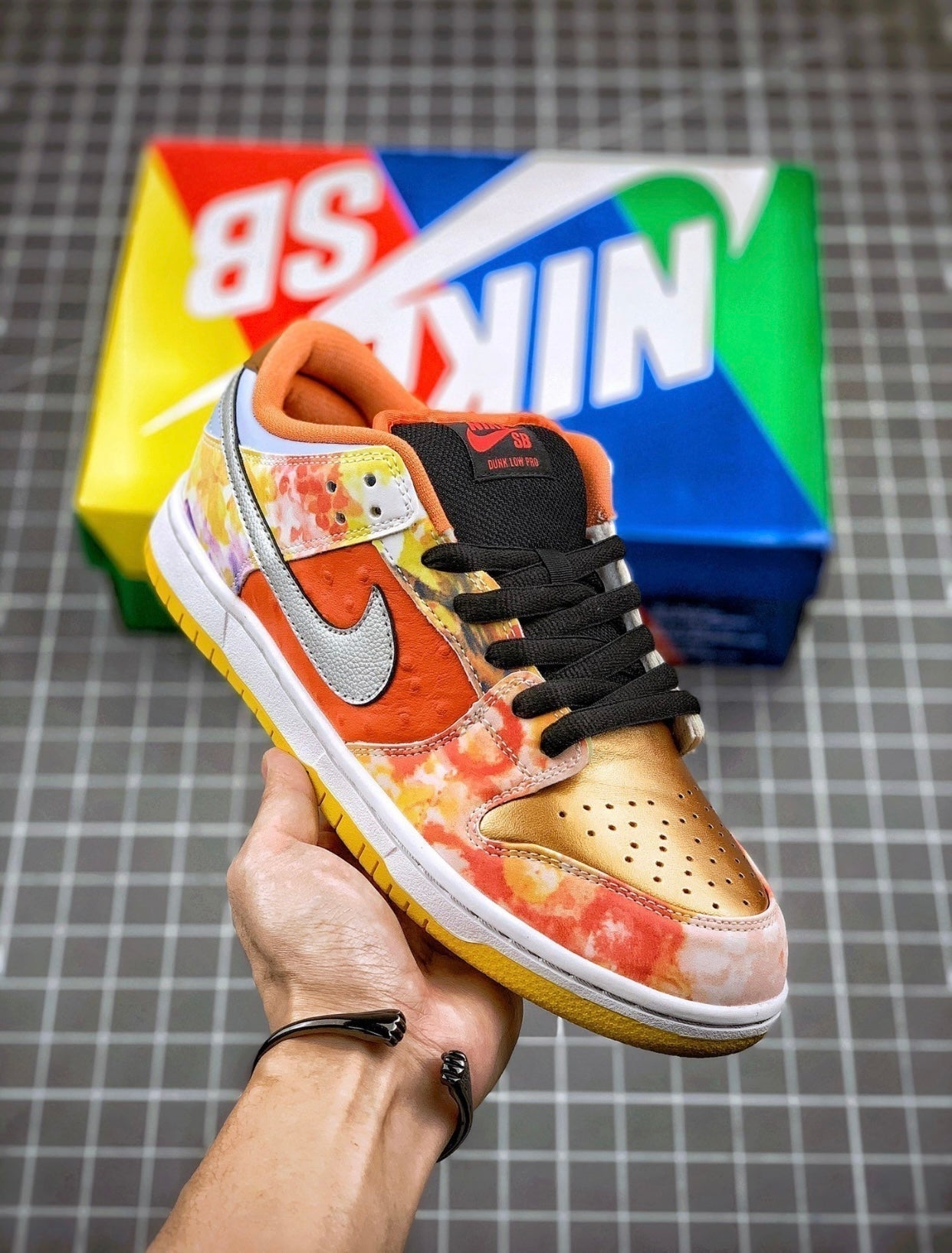 Selected Variant Image