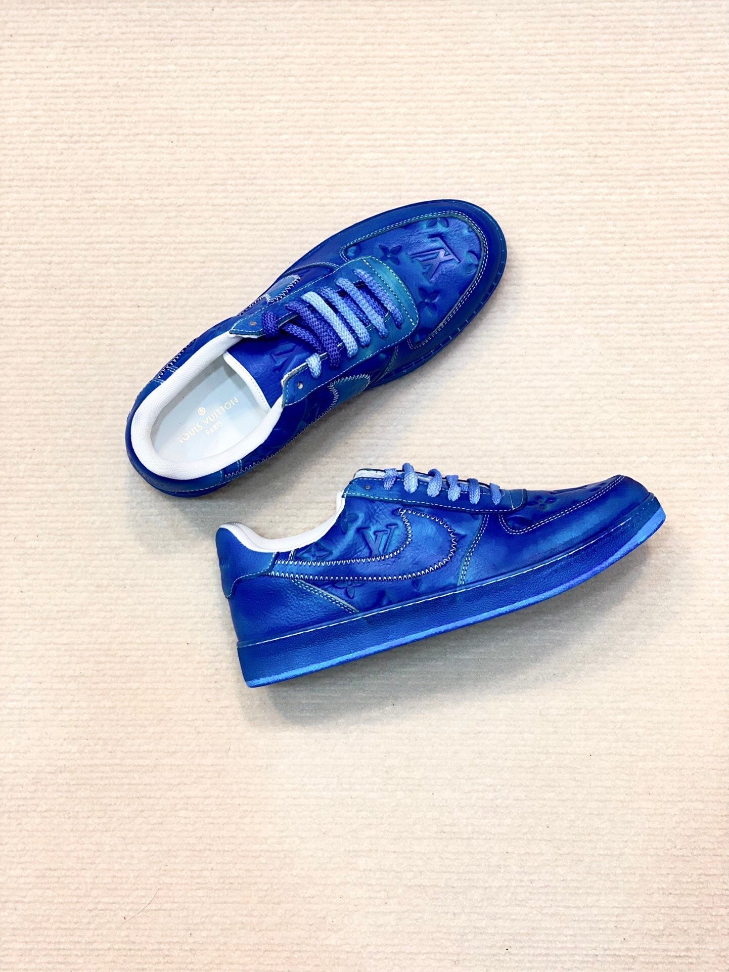 Selected Variant Image