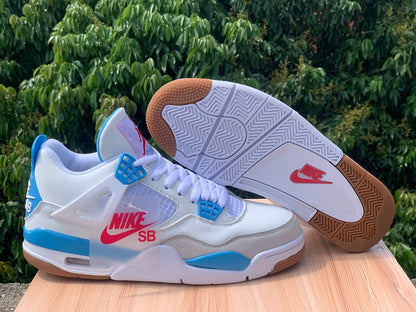 AIR JORDAN 4
