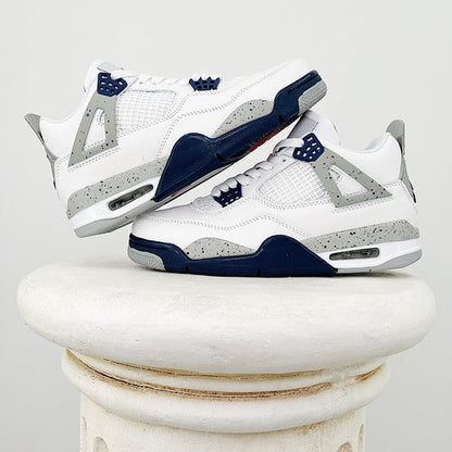 AIR JORDAN 4