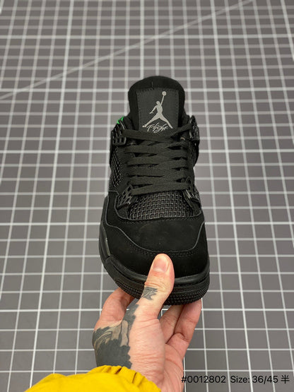 AIR JORDAN 4