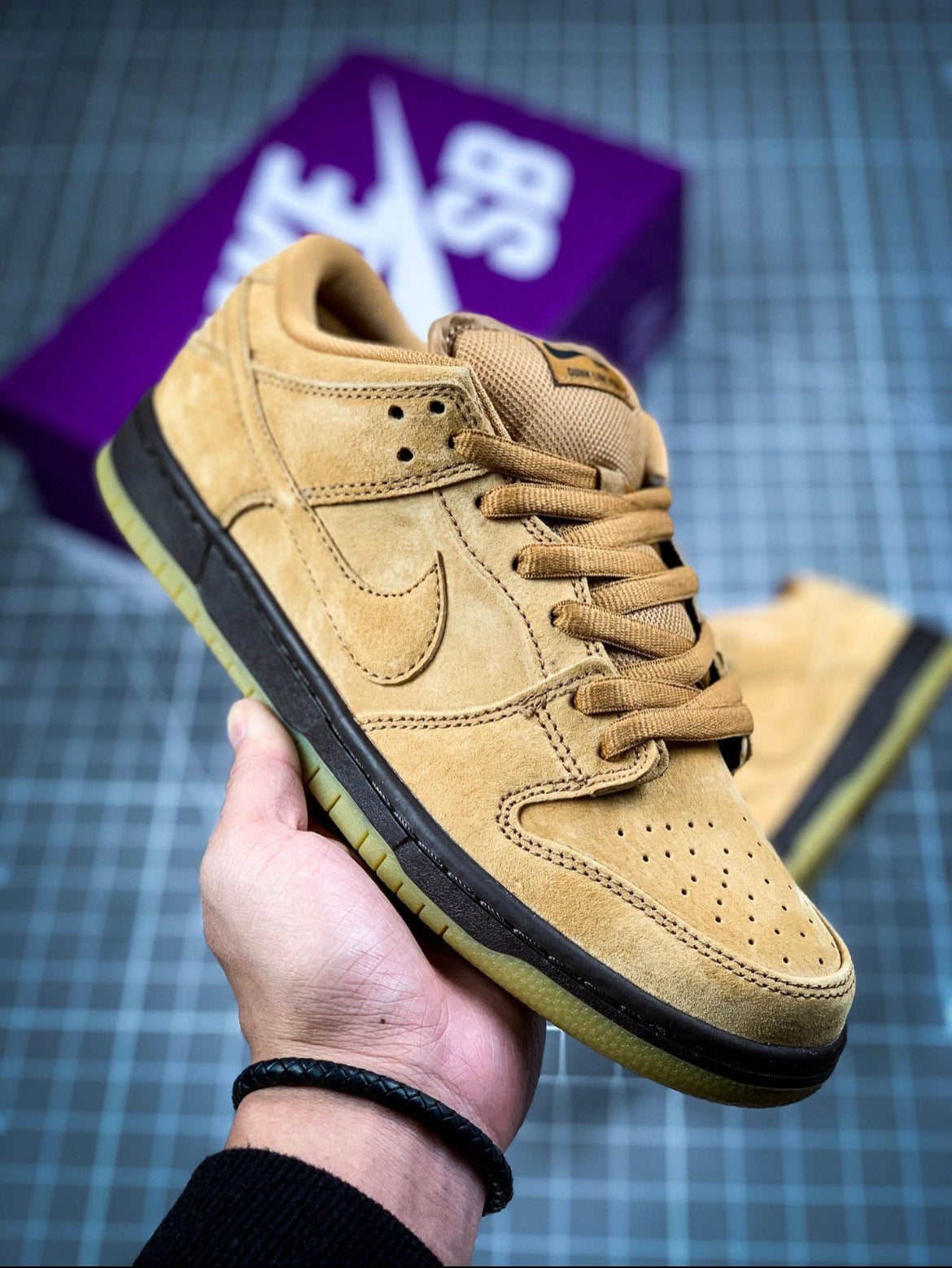 Selected Variant Image