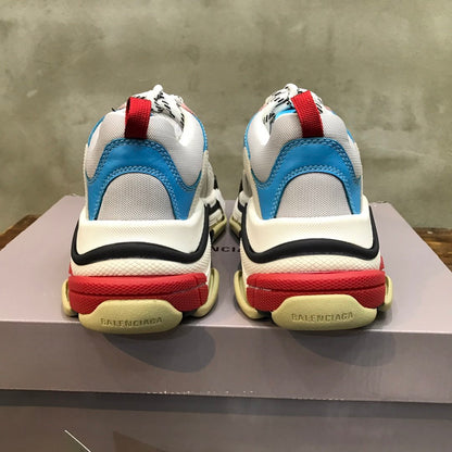 Balenciaga triple S
