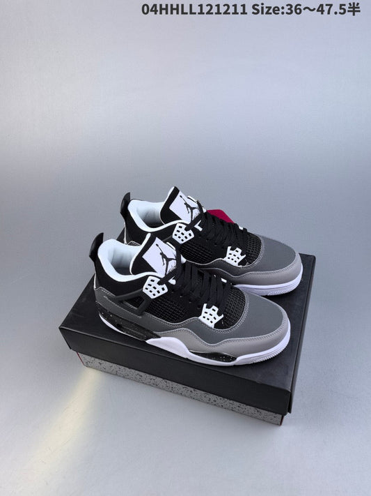 AIR JORDAN 4