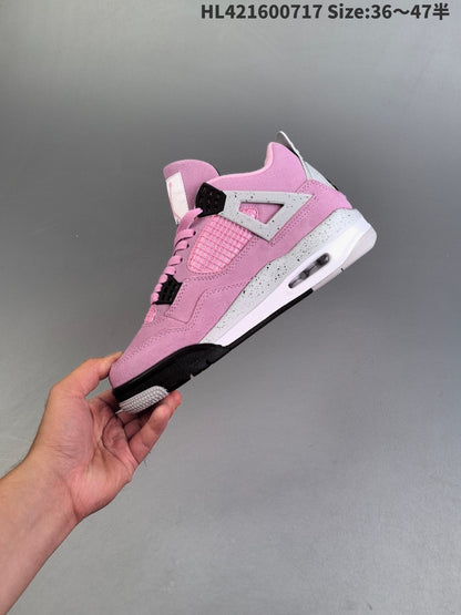 AIR JORDAN 4