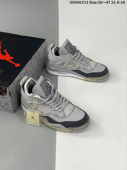 AIR JORDAN 4