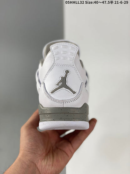 AIR JORDAN 4