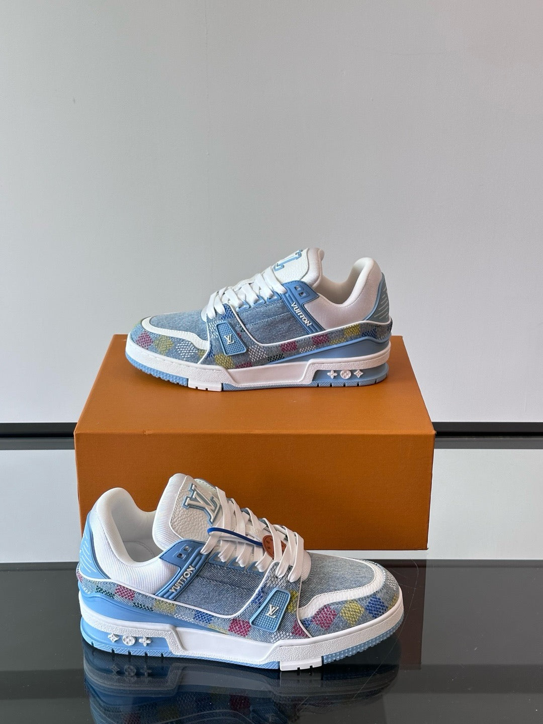 Selected Variant Image