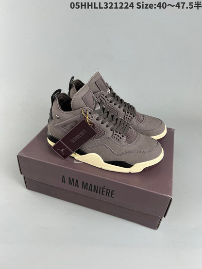 AIR JORDAN 4