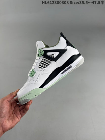 AIR JORDAN 4