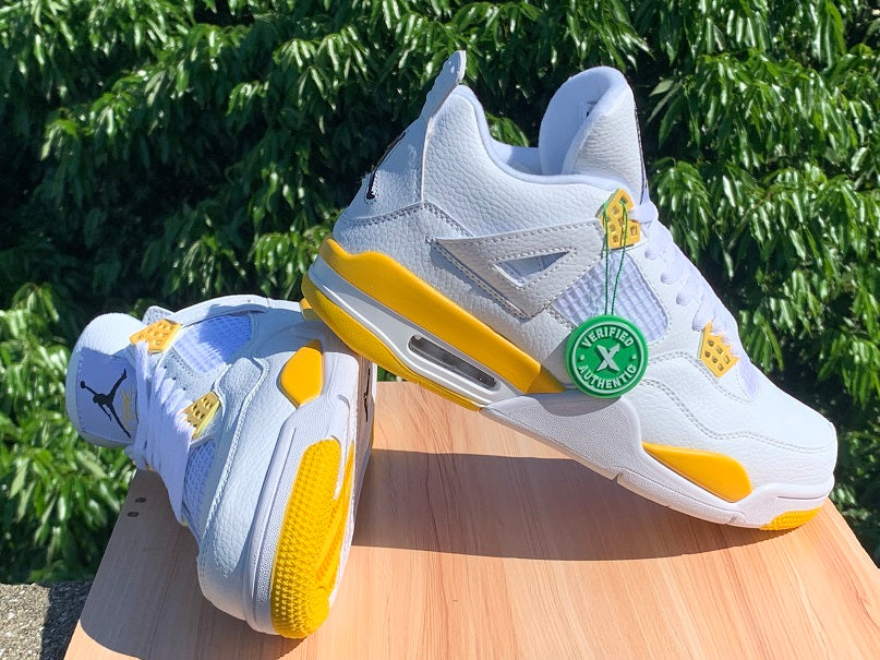 AIR JORDAN 4