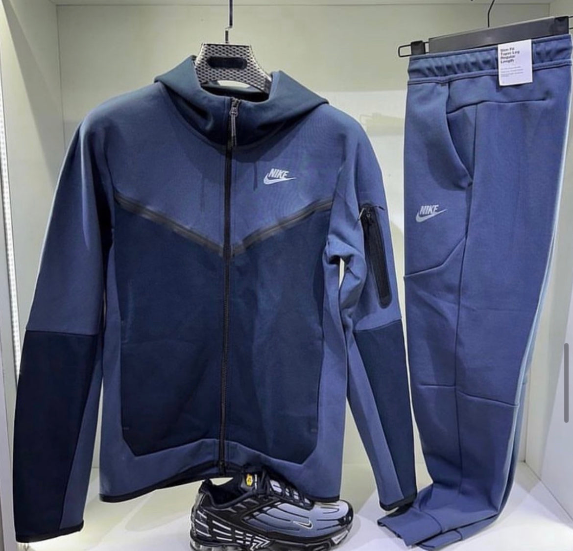 Selected Variant Image