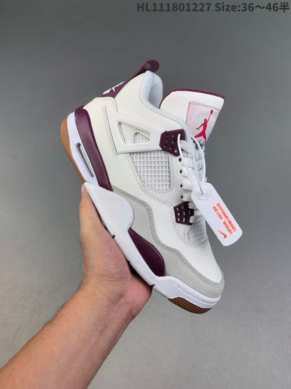 AIR JORDAN 4