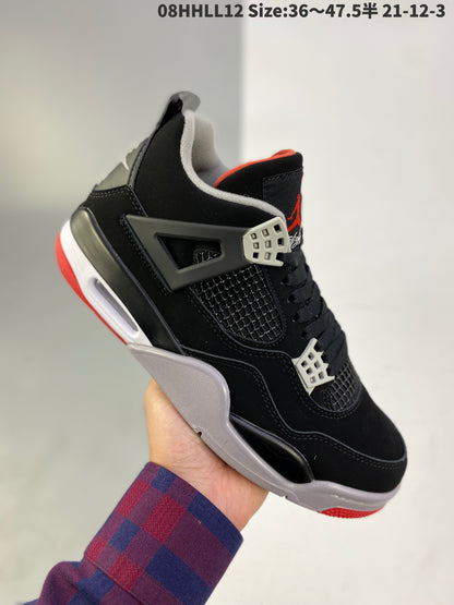 AIR JORDAN 4