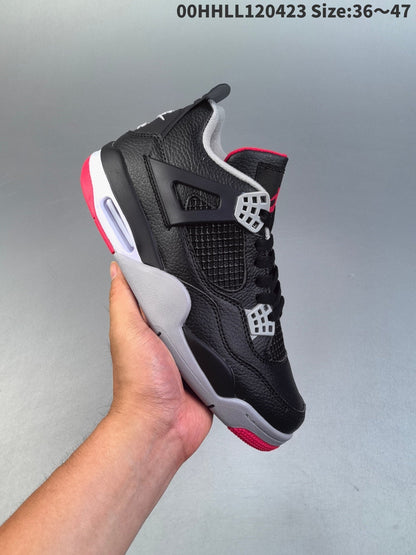 AIR JORDAN 4