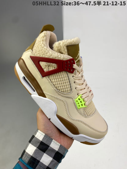 AIR JORDAN 4