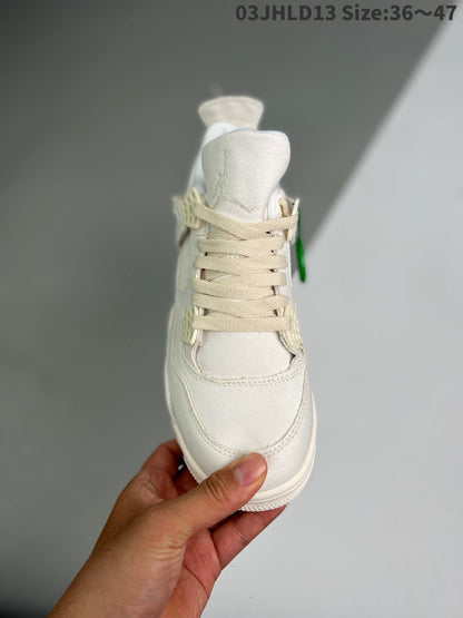 AIR JORDAN 4