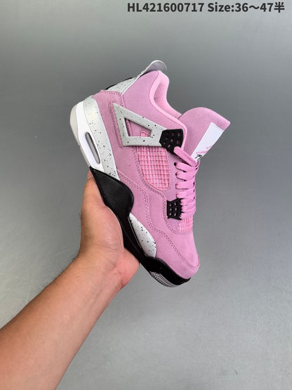 AIR JORDAN 4