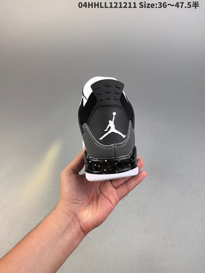 AIR JORDAN 4
