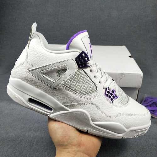 AIR JORDAN 4