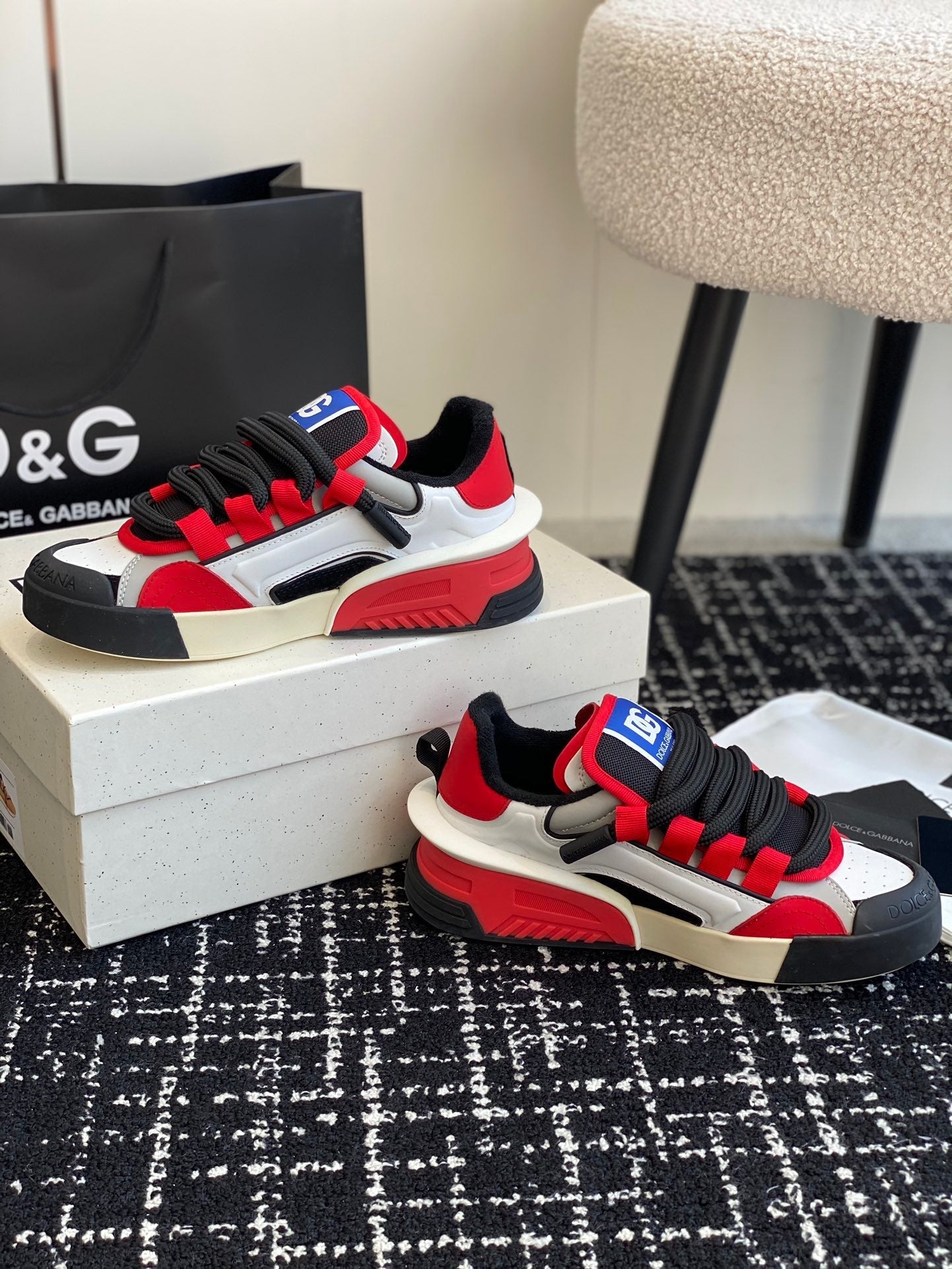 Selected Variant Image