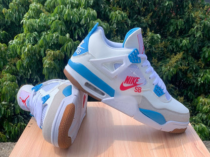 AIR JORDAN 4
