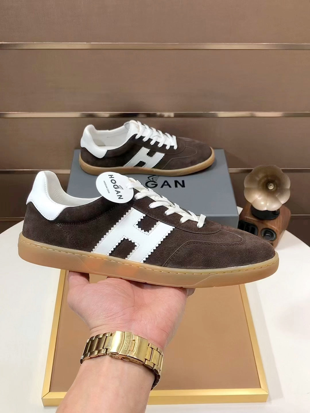 Selected Variant Image