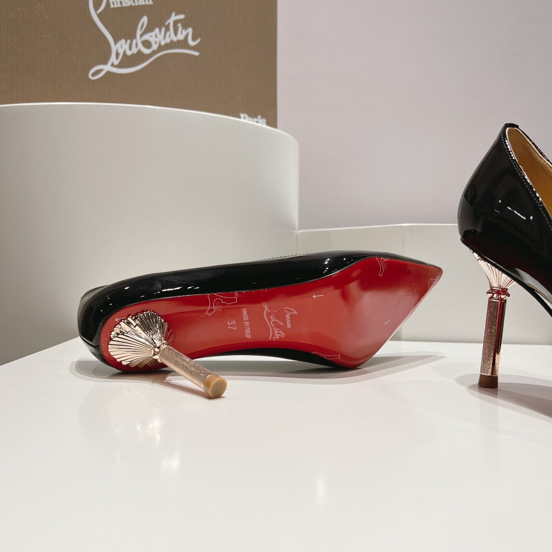 LOUBOUTIN PUMPS