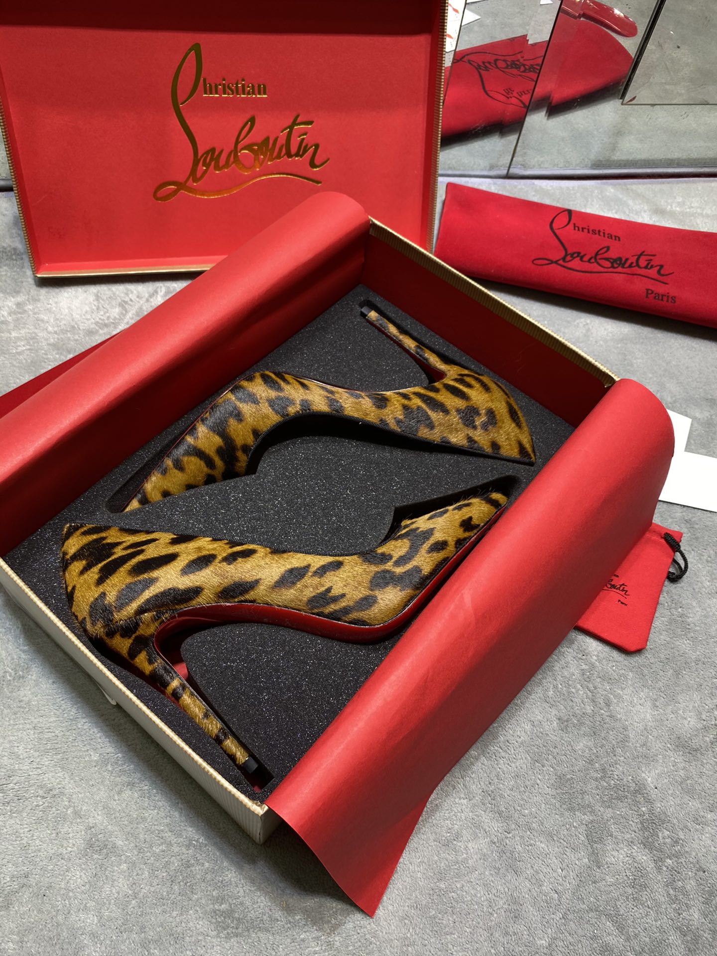 LOUBOUTIN PUMPS