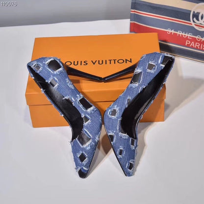 LOUIS VUITTON PUMPS